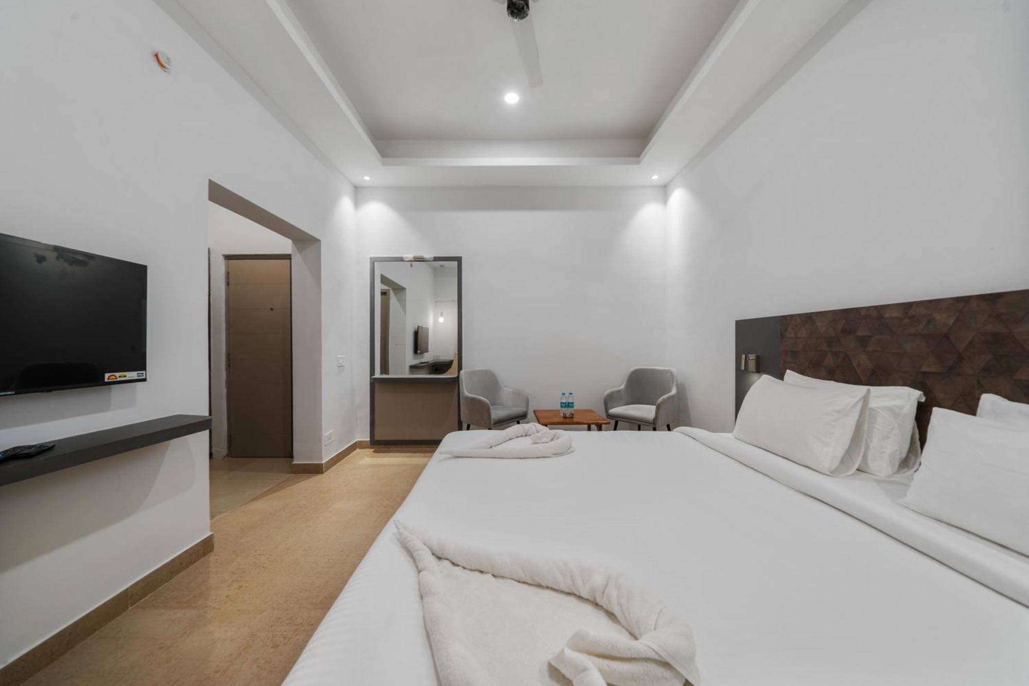 Hotel Gsr Tumkur Eksteriør bilde