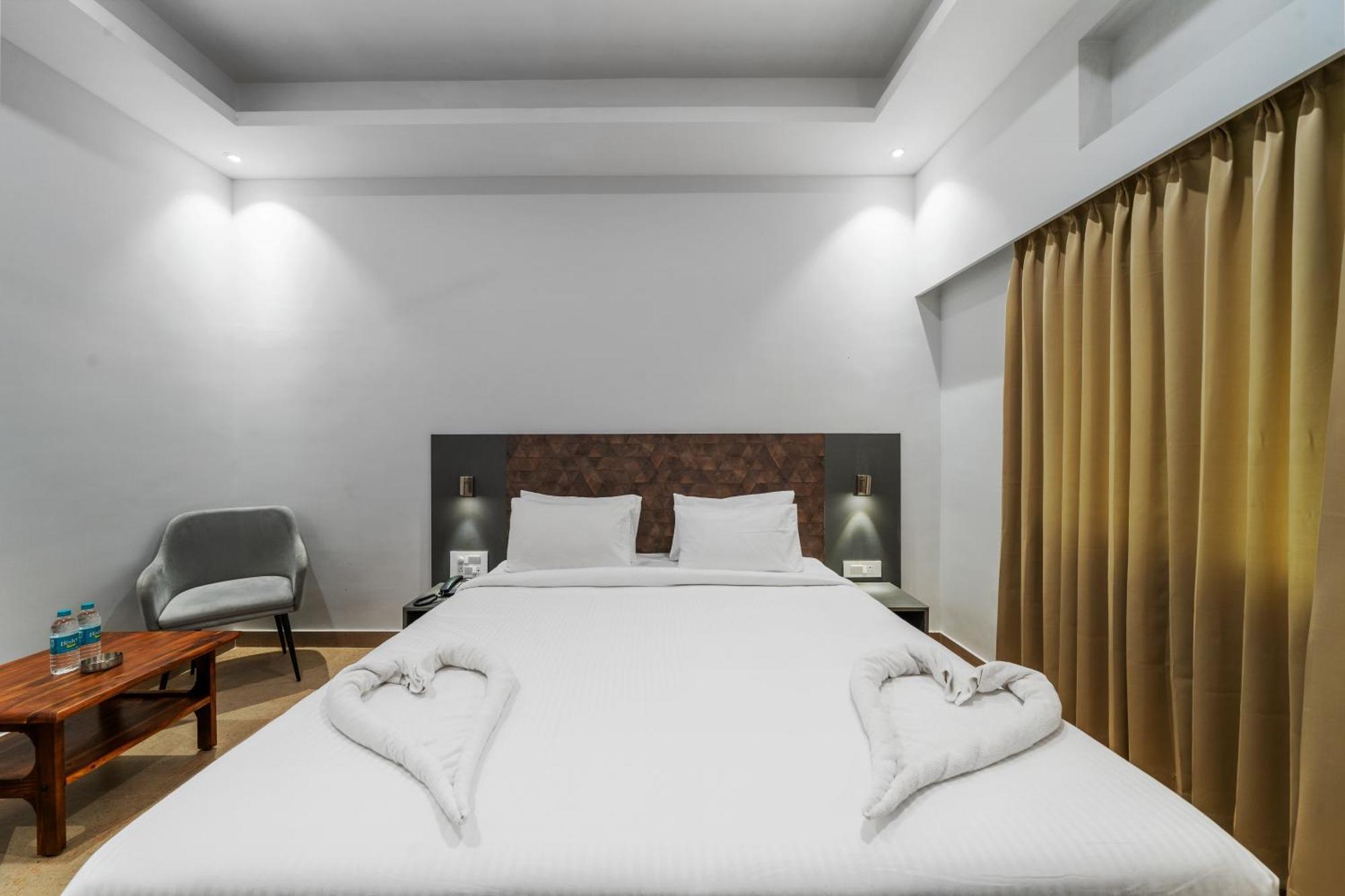 Hotel Gsr Tumkur Eksteriør bilde
