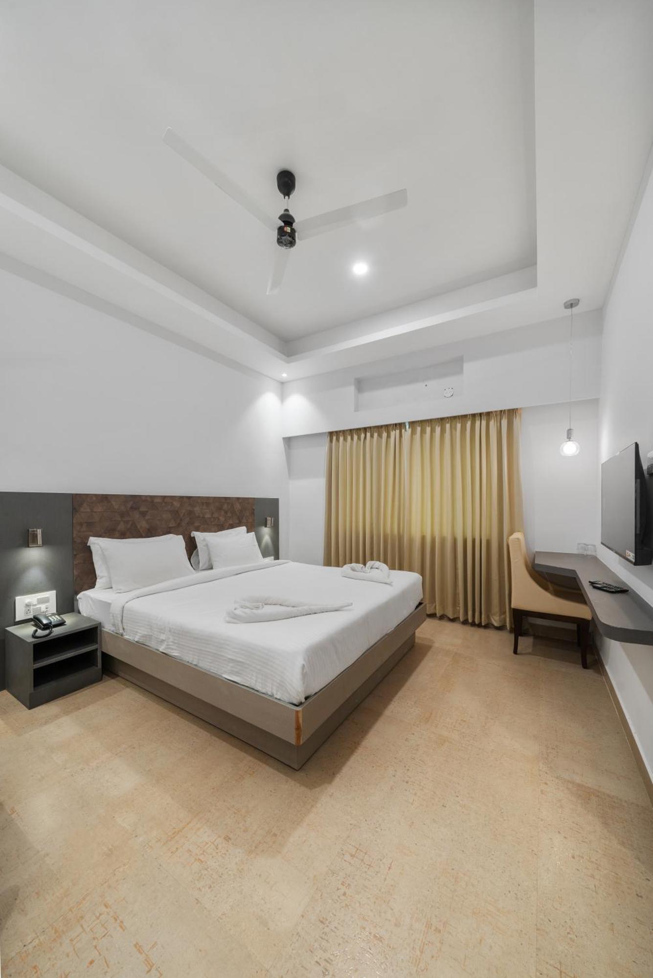 Hotel Gsr Tumkur Eksteriør bilde
