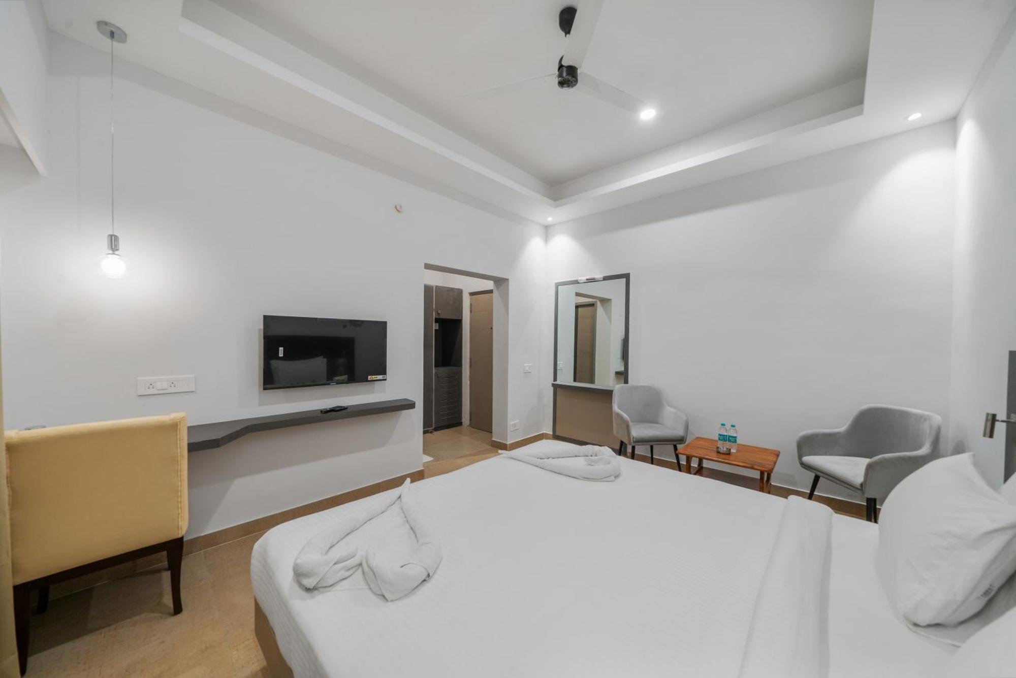 Hotel Gsr Tumkur Eksteriør bilde