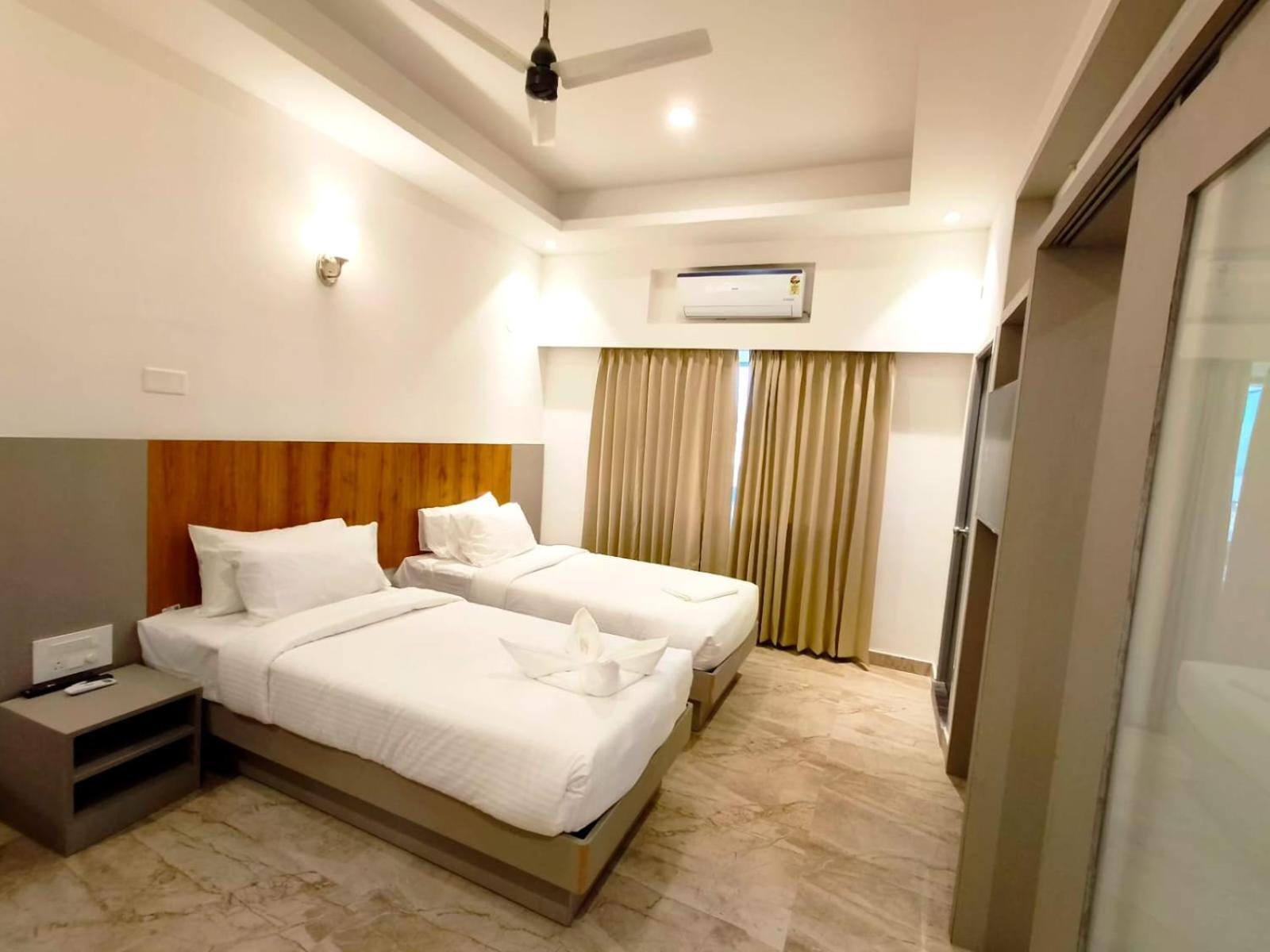 Hotel Gsr Tumkur Eksteriør bilde